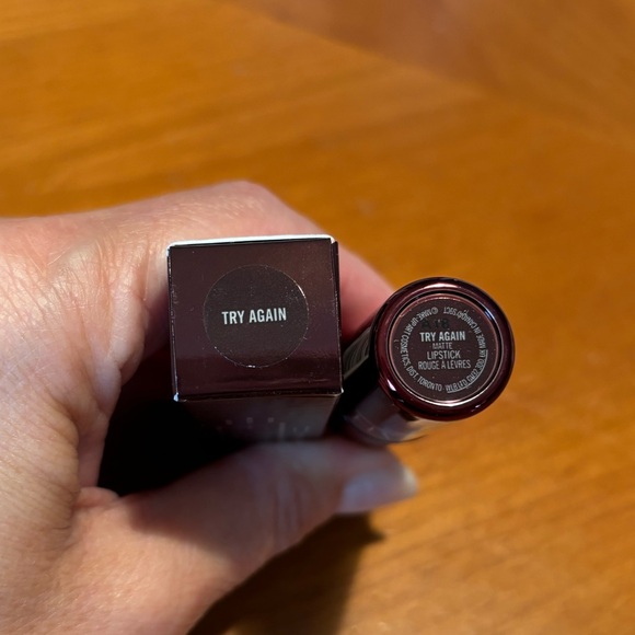 MAC Matte Lipstick AALIYAH Try Again - Picture 10 of 15